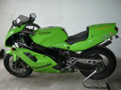 kawasaki 750 zxr