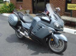 KAWASAKI CONCOURS interior