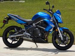 KAWASAKI ER 6 blue