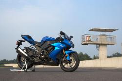 KAWASAKI NINJA ZX-10R blue