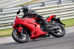 KAWASAKI NINJA red