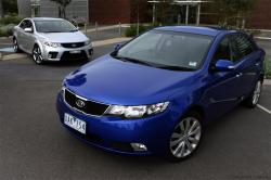 KIA CERATO blue