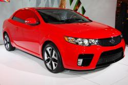 KIA FORTE KOUP brown