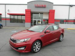 KIA OPTIMA red