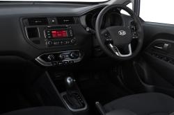 KIA RIO 1.4 interior