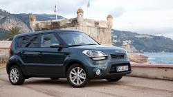 KIA SOUL blue