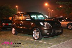 KIA SOUL brown