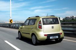 KIA SOUL green