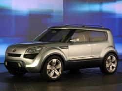 KIA SOUL silver