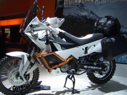 KTM 990 ADVENTURE white