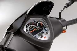 KYMCO AGILITY 125 interior