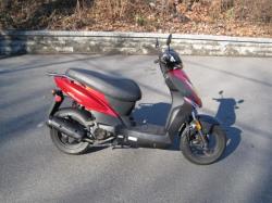 KYMCO AGILITY red