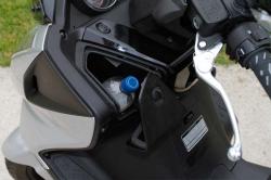 KYMCO DOWNTOWN 200I engine