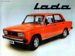 LADA 2105 green