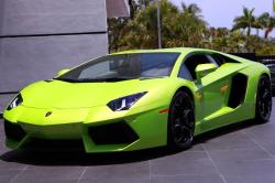 LAMBORGHINI AVENTADOR LP 700-4 green