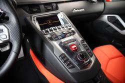 LAMBORGHINI AVENTADOR LP 700-4 interior