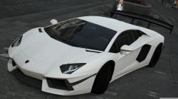 LAMBORGHINI AVENTADOR LP 700-4 white