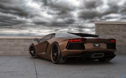 LAMBORGHINI AVENTADOR brown