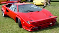 LAMBORGHINI COUNTACH brown