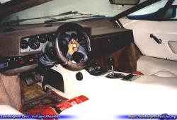 LAMBORGHINI COUNTACH interior