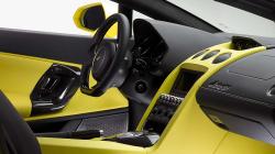 LAMBORGHINI GALLARDO 560-4 interior