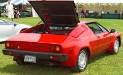 LAMBORGHINI JALPA red