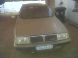 LANCIA THEMA 2.0 IE brown