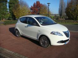 LANCIA YPSILON white