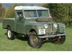 LAND ROVER 109 green