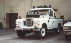 LAND ROVER 109 white