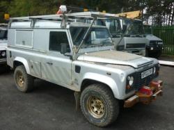 LAND ROVER DEFENDER silver