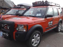 LAND ROVER DISCOVERY 2 G4 white