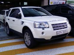 LAND ROVER FREELANDER white