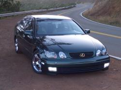 LEXUS GS green