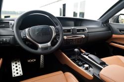 LEXUS GS interior