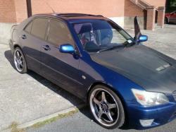 LEXUS IS 200 blue