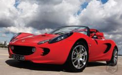 LOTUS ELISE red