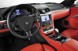 MASERATI GRANCABRIO interior