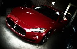 MASERATI GRANTURISMO red