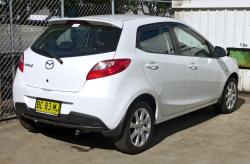 MAZDA 2 white