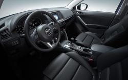 MAZDA CX-5 AT interior