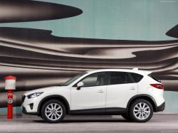 MAZDA CX-5 white