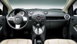 MAZDA DEMIO 1.5 interior