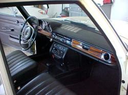 MERCEDES-BENZ 250 interior