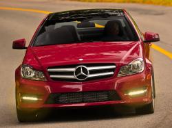 MERCEDES-BENZ C-CLASS red