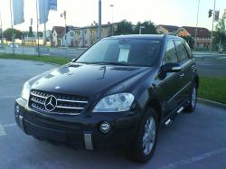 MERCEDES-BENZ ML black