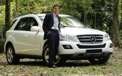 MERCEDES-BENZ ML white