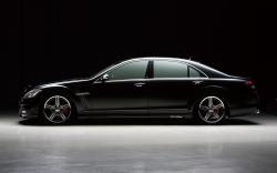 MERCEDES-BENZ S black