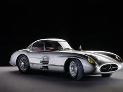 MERCEDES-BENZ SLR MCLAREN silver