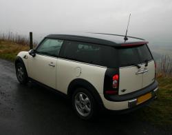 MINI CLUBMAN white